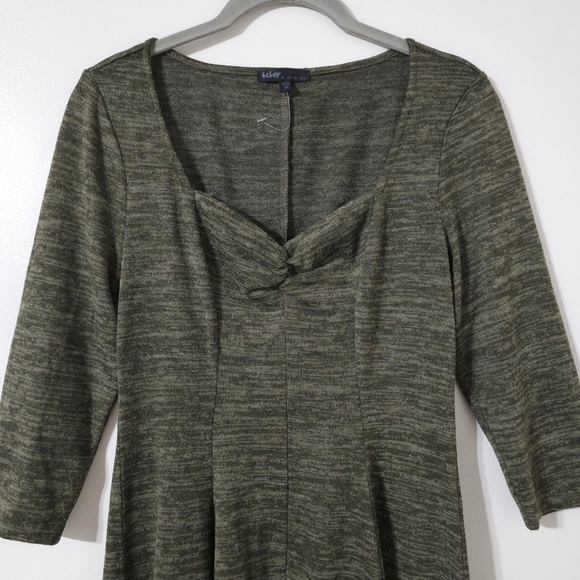 ✨️4/$20. Juniors NWOT Olive Space Dye Knit Sweetheart Neck A-Line Mini Dress - Picture 3 of 12